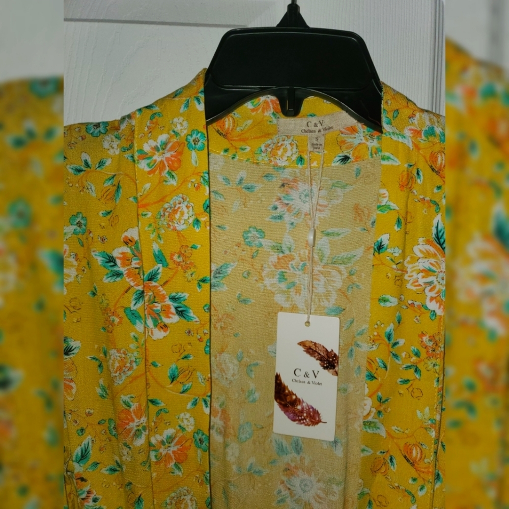 Chelsea &Violet Floral Night Robe - Picture 4 of 4